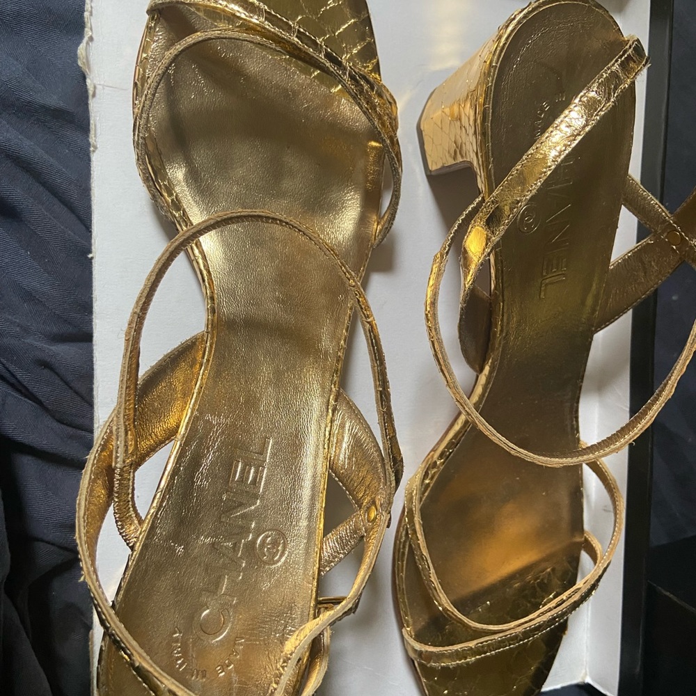 Chanel lambskin sandals - Picture 8 of 8